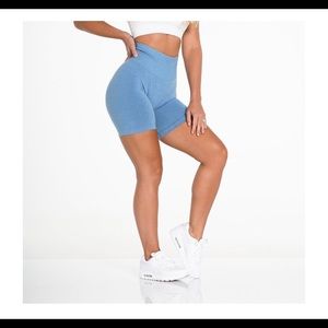 NEW NVGTN Sky Blue Pro Shorts Size Medium M